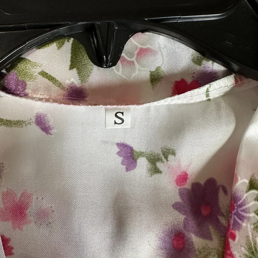 Kimono Floral Robe - Picture 3 of 3